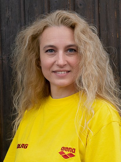 Kassierin: Dorit Storzum
